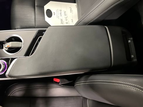 Certified 2024 Cadillac Lyriq Luxury AWD/4WD image 25