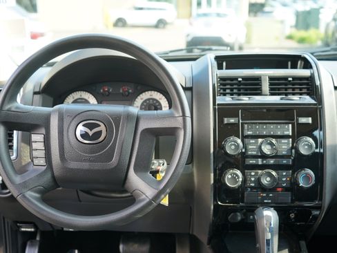 Used 2008 MAZDA Tribute i Sport FWD image 16