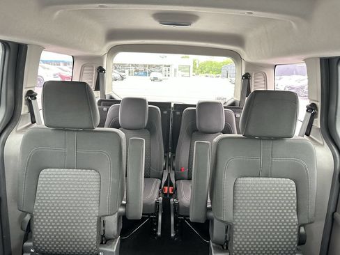 Used 2023 Ford Transit Connect XLT FWD image 13