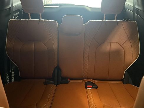 New 2026 Chrysler Pacifica Pinnacle FWD image 16