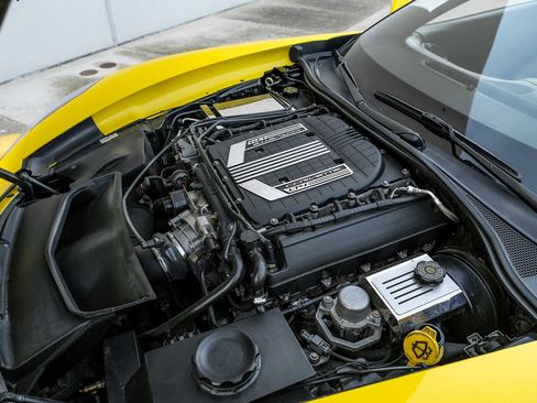 Used 2015 Chevrolet Corvette Z06 w/ 3LZ Preferred Equipment Group image 59