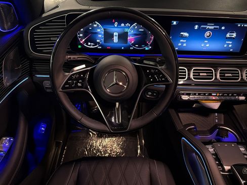 New 2026 Mercedes-Benz Maybach GLS 600 4MATIC image 13