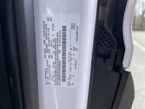 Used 2023 Ford Transit 350 XLT image 34