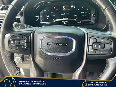 Used 2023 GMC Yukon Denali Ultimate AWD/4WD image 18