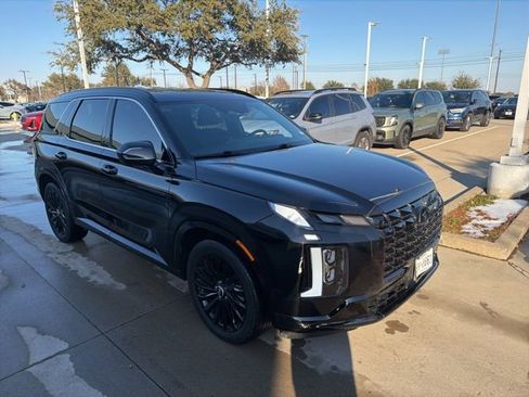 Used 2024 Hyundai Palisade Calligraphy image 2