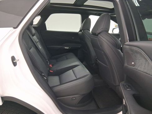 Used 2024 Lexus RX 500h F Sport image 32