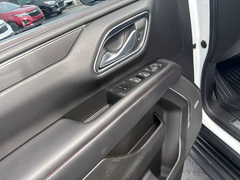 Used 2022 Chevrolet Tahoe RST w/ Luxury Package AWD/4WD image 24