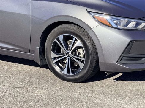 Used 2021 Nissan Sentra SV image 9
