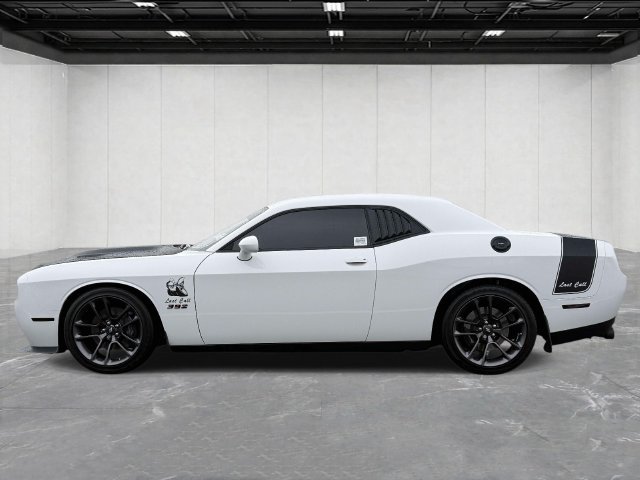 Used 2023 Dodge Challenger R/T Scat Pack RWD image 3