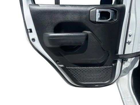 Used 2024 Jeep Wrangler Unlimited Sport AWD/4WD image 15