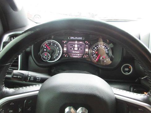 Used 2020 RAM 1500 Big Horn AWD/4WD image 31