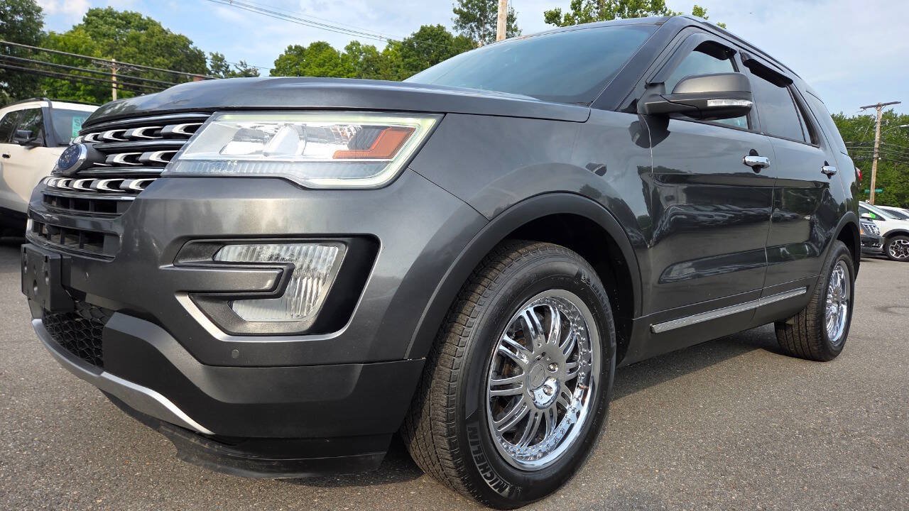 Used 2017 Ford Explorer Limited AWD/4WD image 6