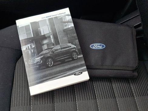 Used 2018 Ford Edge SEL w/ Class II Trailer Tow Package image 24