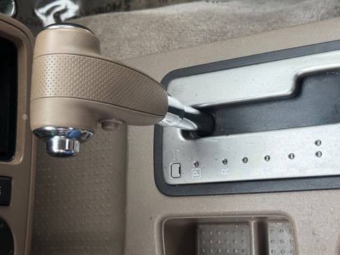 Used 2016 Nissan Frontier SV RWD image 28