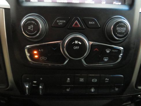 Used 2015 RAM 3500 Big Horn image 21