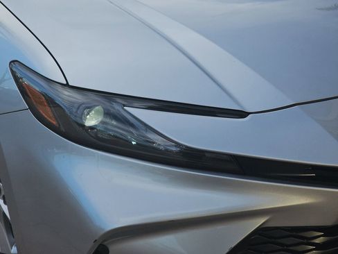 Used 2025 Toyota Camry LE image 34