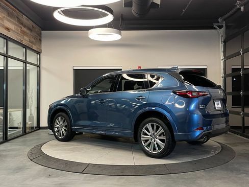 Used 2023 MAZDA CX-5 Signature image 5