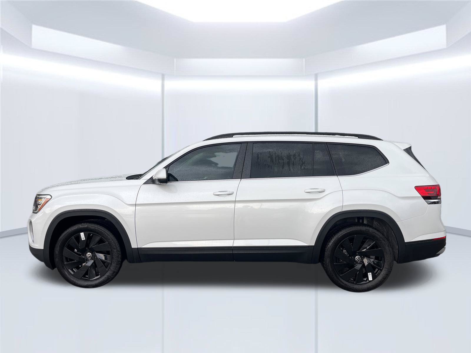 New 2026 Volkswagen Atlas SE FWD image 4