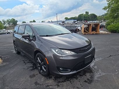 Used 2019 Chrysler Pacifica Touring Plus w/ S Appearance Package