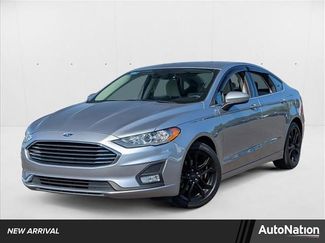 Used 2020 Ford Fusion SE w/ Equipment Group 151A image 1