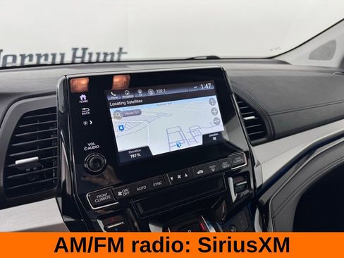 Used 2023 Honda Odyssey Touring image 16