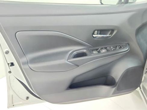 Certified 2025 Nissan Versa SV w/ Trunk Package FWD image 18