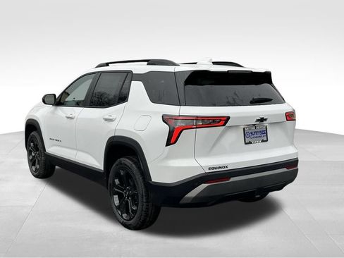 New 2026 Chevrolet Equinox LT w/ Midnight Edition image 4