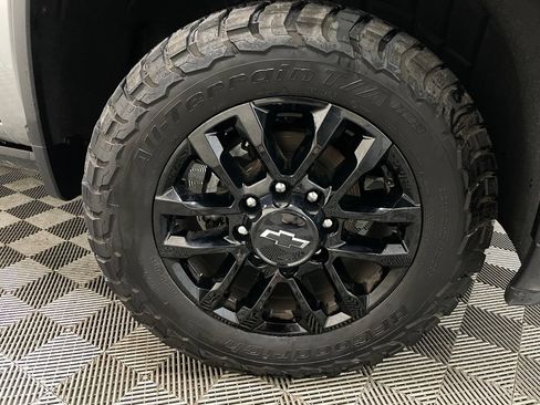 Certified 2025 Chevrolet Silverado 2500 LTZ w/ LTZ Plus Package AWD/4WD image 58