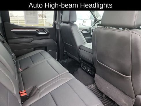 Used 2025 GMC Sierra 1500 SLT image 32