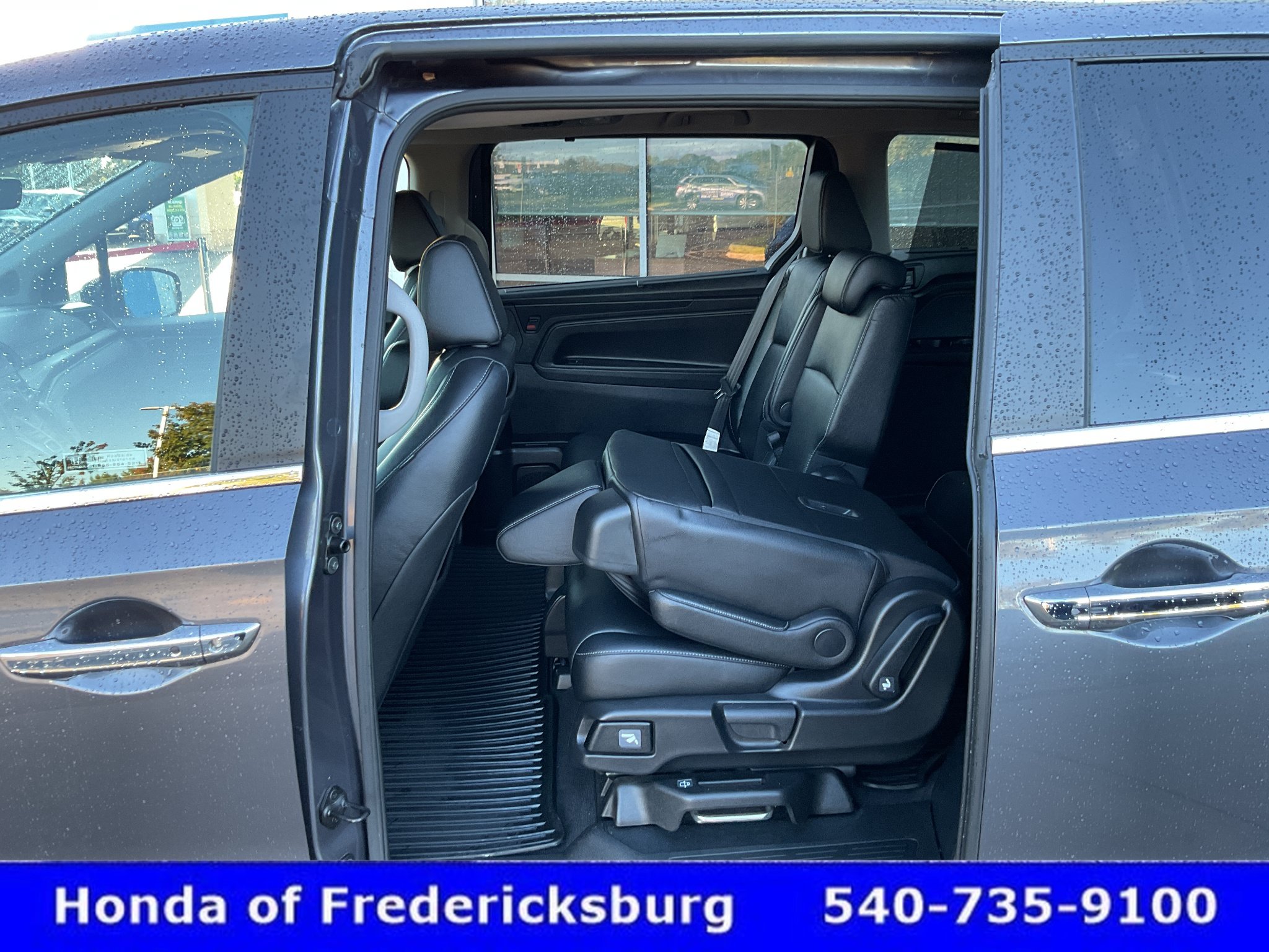 Certified 2022 Honda Odyssey Touring image 24