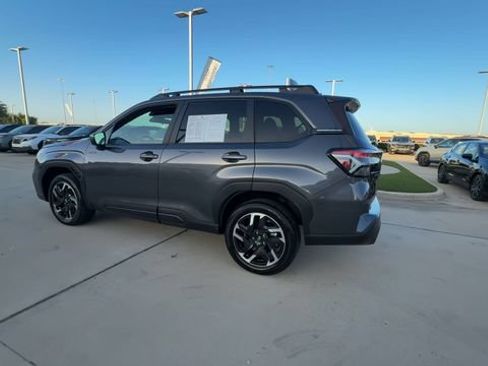 Used 2026 Subaru Forester Premium AWD/4WD image 6