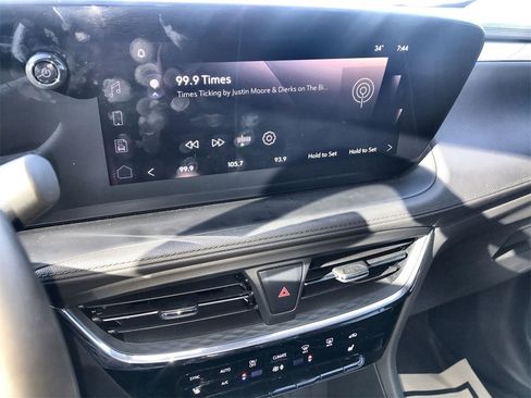 Used 2025 Buick Encore GX Avenir w/ Avenir Convenience Package image 16