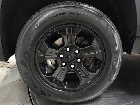 Used 2018 Chevrolet Tahoe LT w/ Luxury Package AWD/4WD image 14