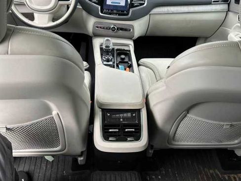 Used 2023 Volvo XC90 B6 Ultimate w/ Protection Package Premier image 7