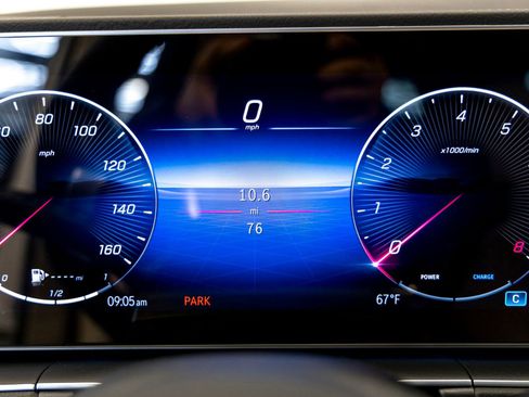 Used 2026 Mercedes-Benz GLS 450 4MATIC image 17