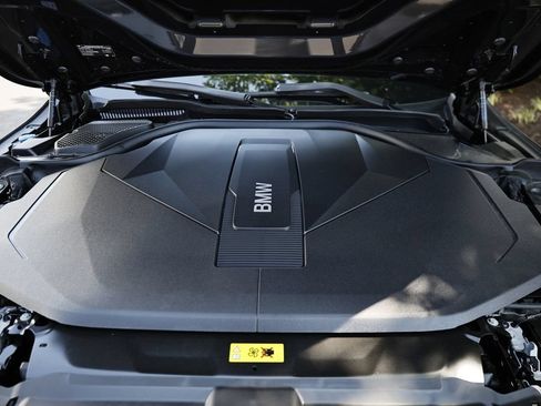 New 2027 BMW i5 eDrive40 RWD image 32