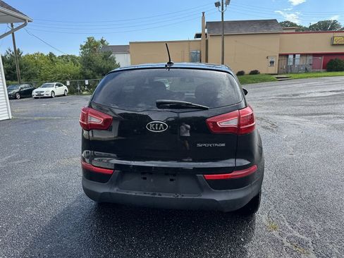 Used 2011 Kia Sportage LX AWD/4WD image 4