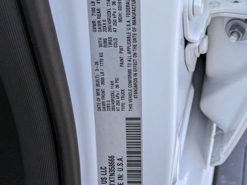 New 2026 RAM 1500 Laramie AWD/4WD image 40