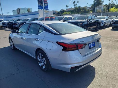 Used 2023 Nissan Altima 2.5 S image 6
