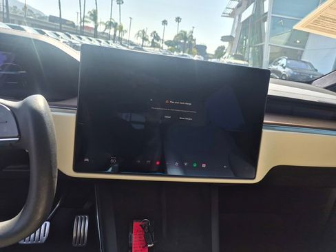 Used 2022 Tesla Model X AWD/4WD image 18