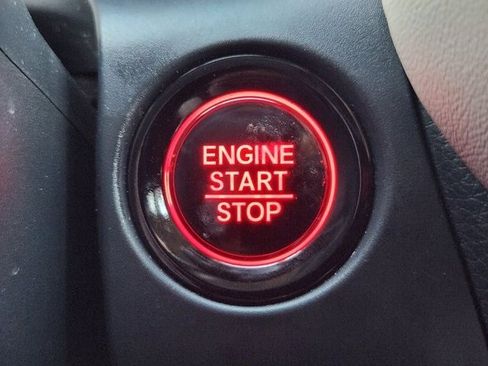 Used 2025 Honda HR-V EX-L image 19