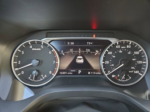 Used 2023 Nissan Rogue SL w/ SL Premium Package image 18