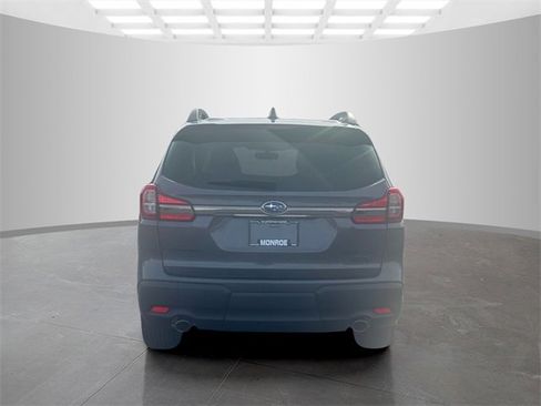 Used 2022 Subaru Ascent Onyx Edition image 6