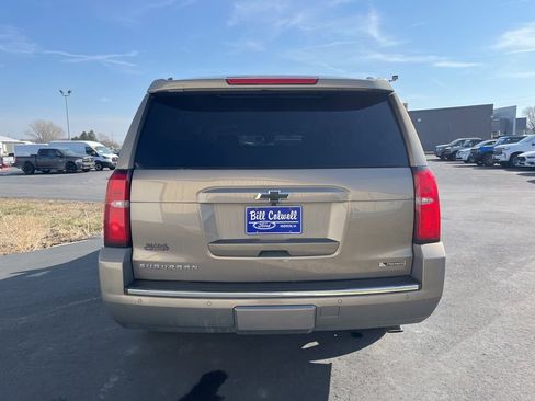 Used 2017 Chevrolet Suburban Premier image 5