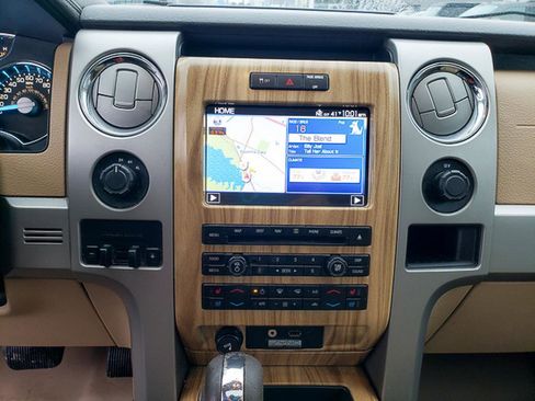 Used 2011 Ford F150 Lariat w/ Lariat Chrome Pkg image 13