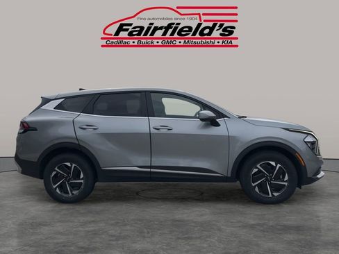 Used 2023 Kia Sportage LX image 6