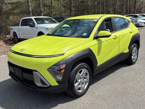 Used 2024 Hyundai Kona SE image 8