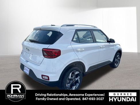 New 2026 Hyundai Venue SEL image 9