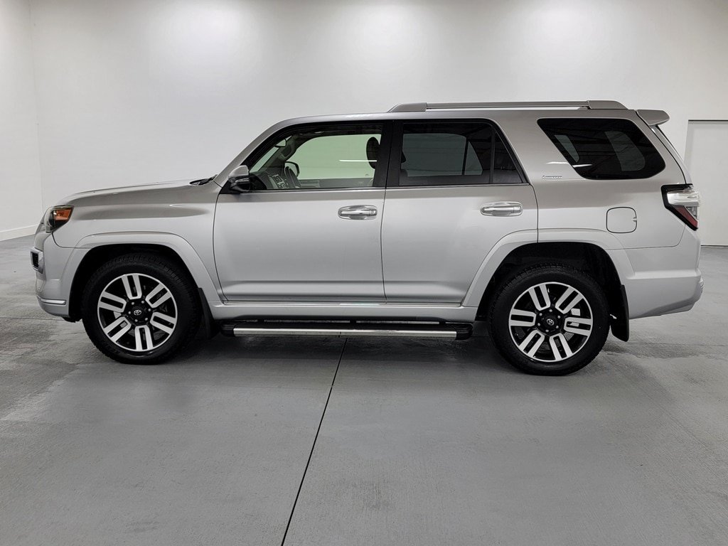 Used 2014 Toyota 4Runner Limited AWD/4WD image 5