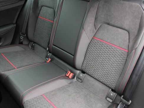 New 2026 Volkswagen GTI SE image 6